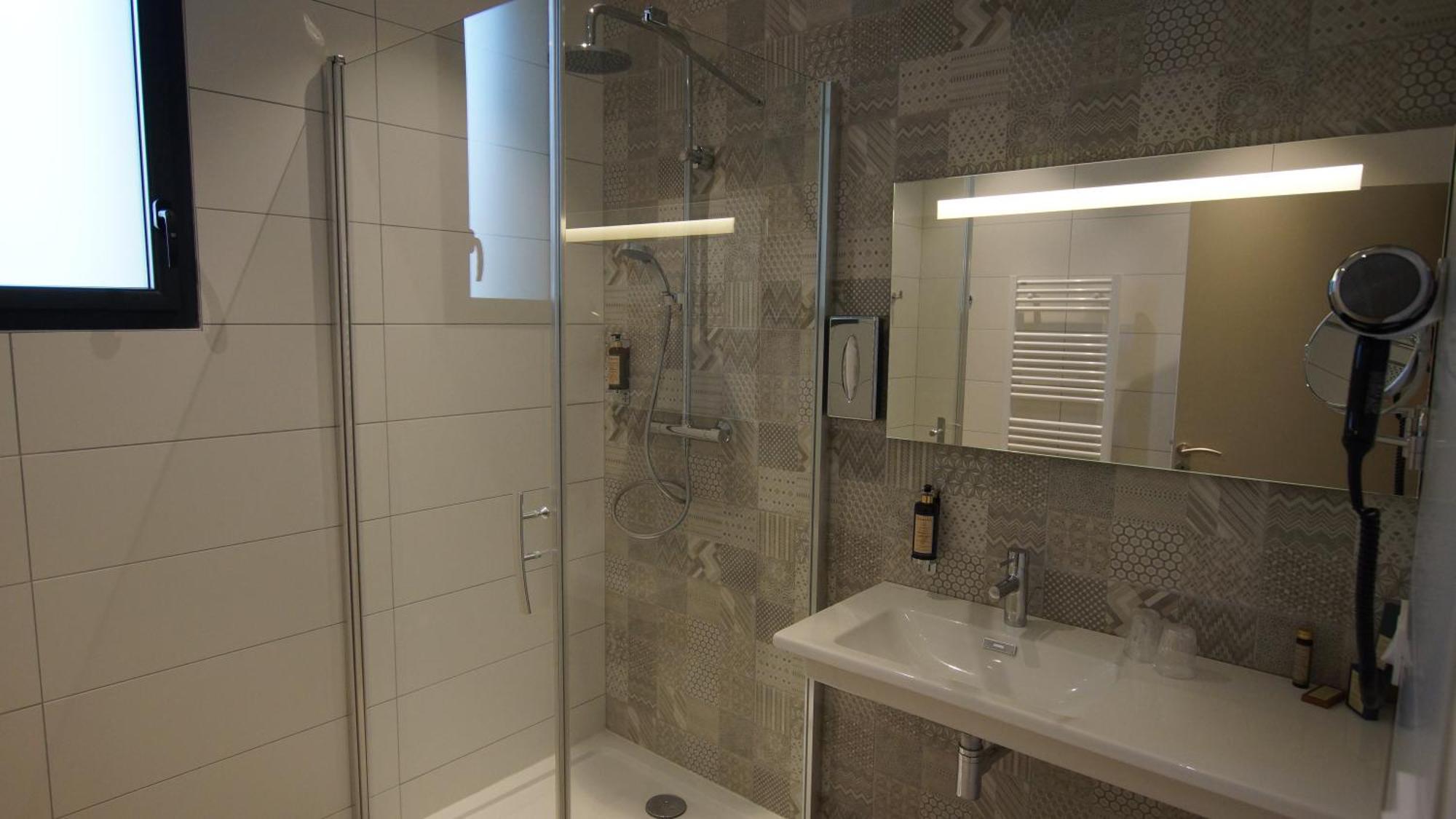 De Charme L'oree Du Parc 4* Romans-sur-Isere